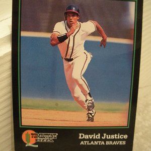 Baseball Card Dave Justice Atlanta Braves #11 of 30 Trading Cards MLB Souvenir